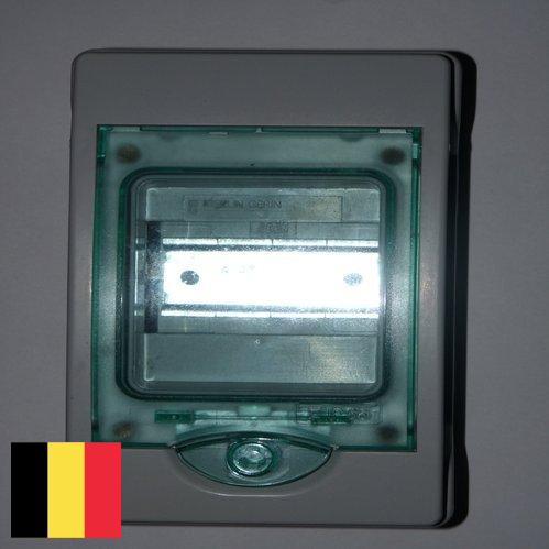 Вставка предохранителя из Бельгии