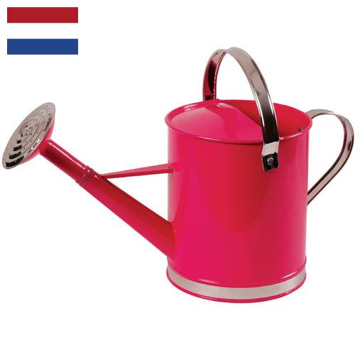 Лейки садовые из Нидерландов