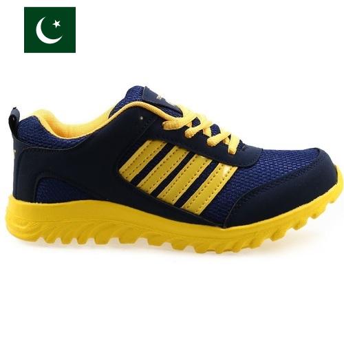 Ботинки спортивные из Пакистана