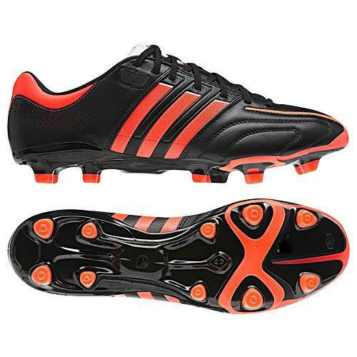 поставки бутс футбольных